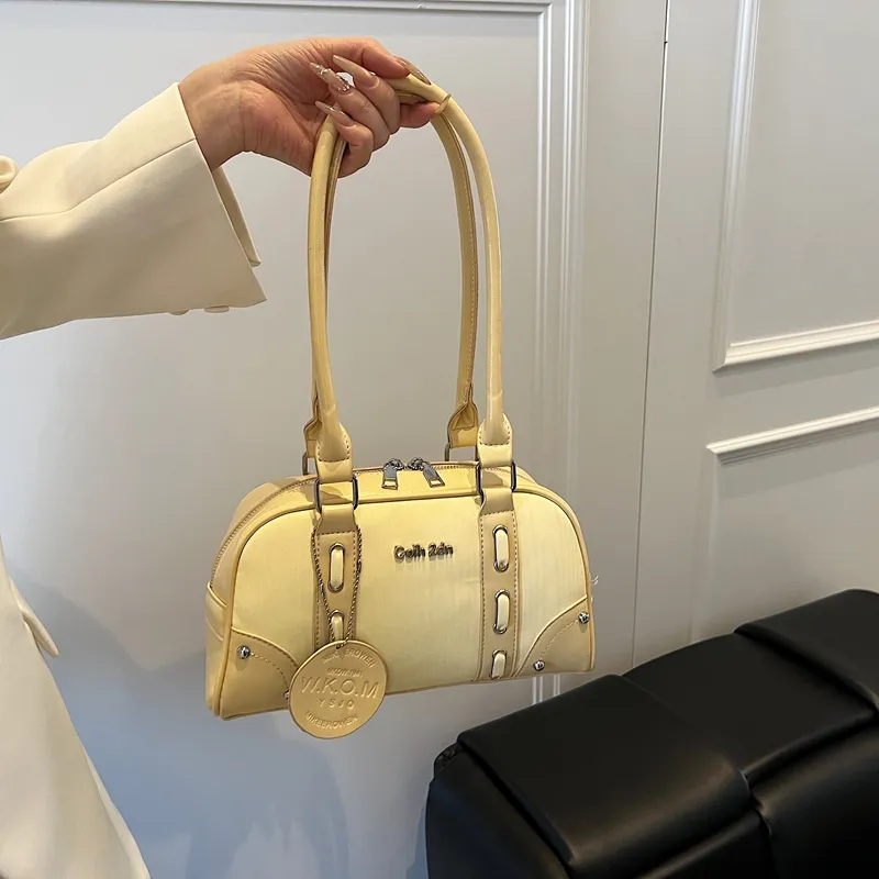 HACIN PU Shoulder Bag Women's Ivory/Silver/Black/Yellow/Green-13