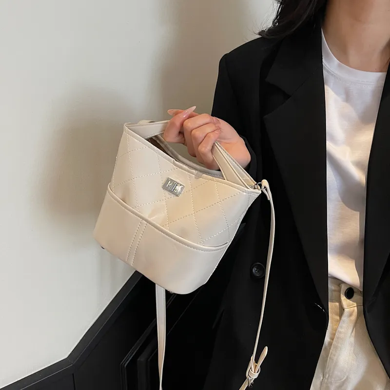 HACIN PU Bucket Bag, Shoulder Bag, Crossbody Bag, Handbag Women's Multicolor-9