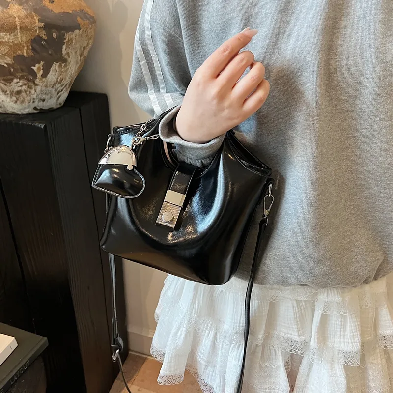 HACIN PU One Shoulder Handbag Women's White/Black/Yellow/Pink-9