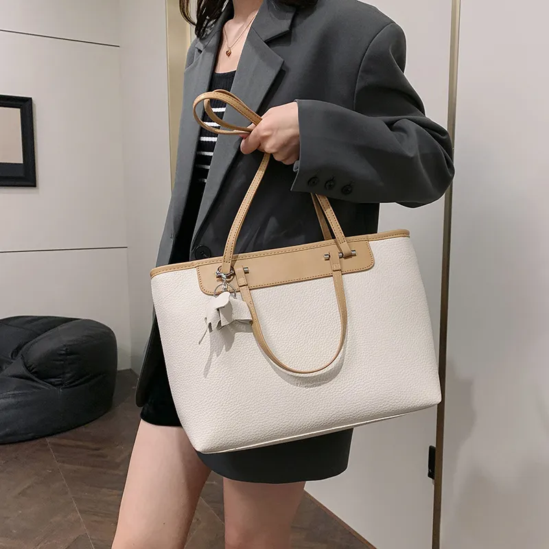 HACIN PU Shoulder Bag Regular Women's White/Black/Khaki/Brown-2
