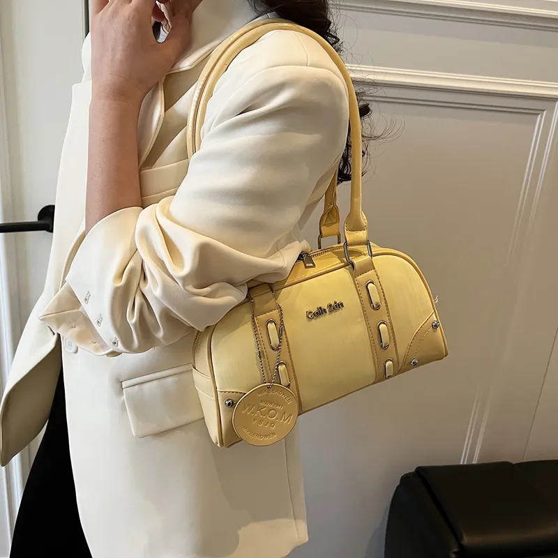 HACIN PU Shoulder Bag Women's Ivory/Silver/Black/Yellow/Green-14