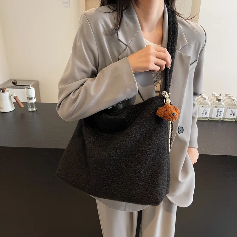 HACIN Plush Crossbody Bag, Shoulder Bag Regular Women's Black/Gray/Coffee-2