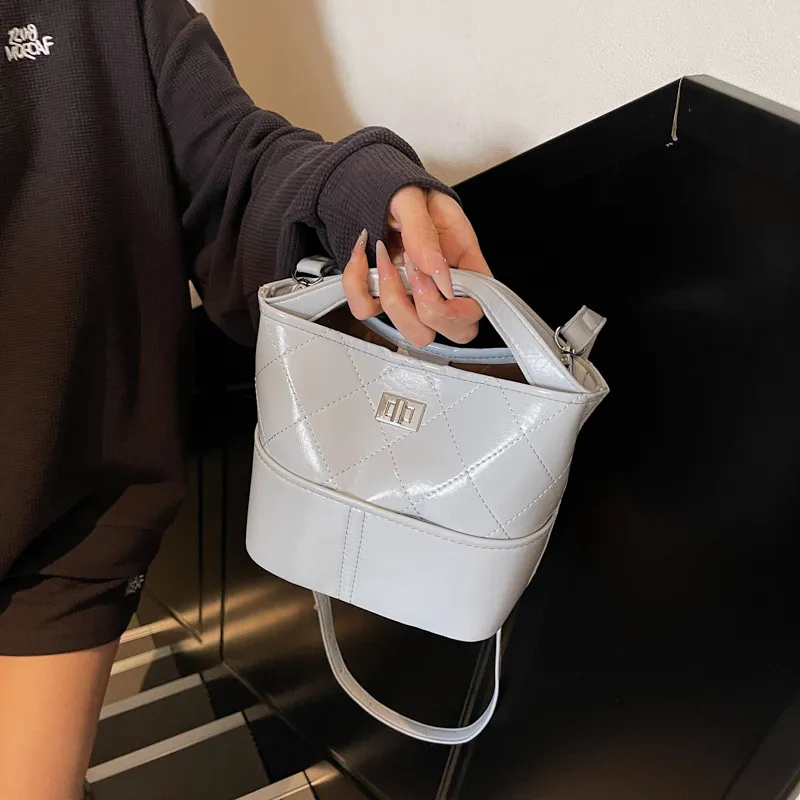 HACIN PU Bucket Bag, Shoulder Bag, Crossbody Bag, Handbag Women's Multicolor-17