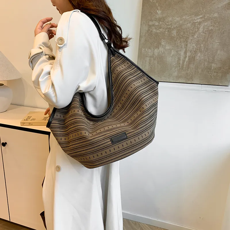 HACIN Canvas Shoulder Bag Regular Women's White/Light Brown/Green-2