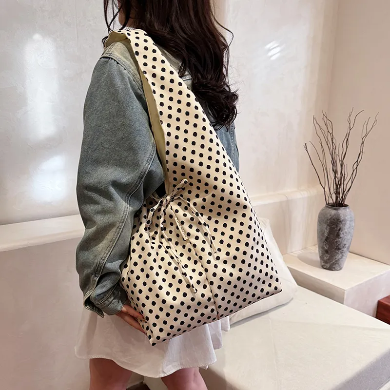 HACIN Nylon Fabric Shoulder Bag Regular Women's Black/White/Red/Beige-7