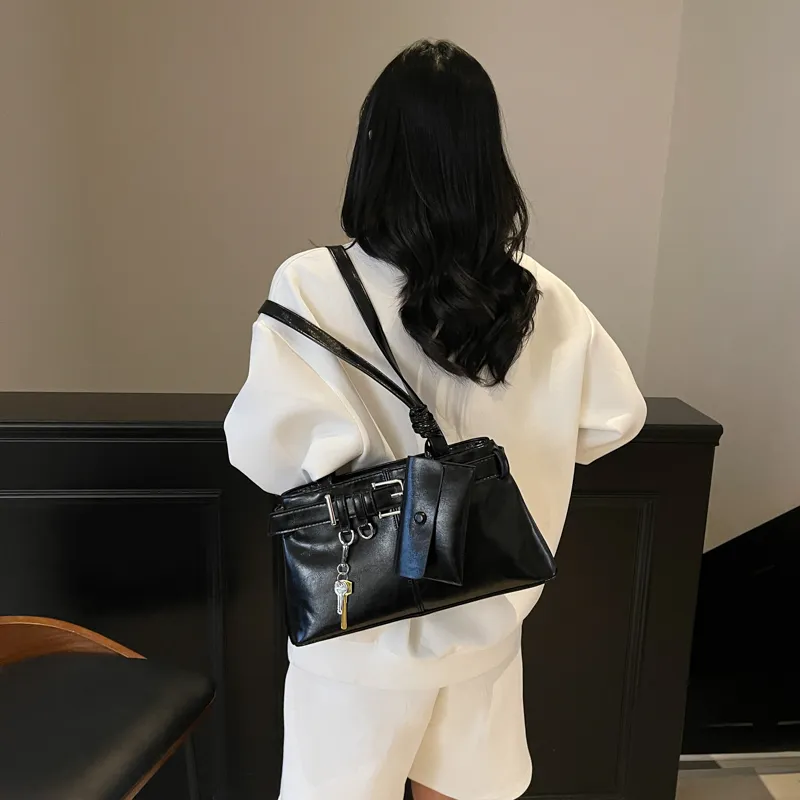 HACIN PU Shoulder Bag Women's Ecru/Silver/Black/Blue/Pink-16