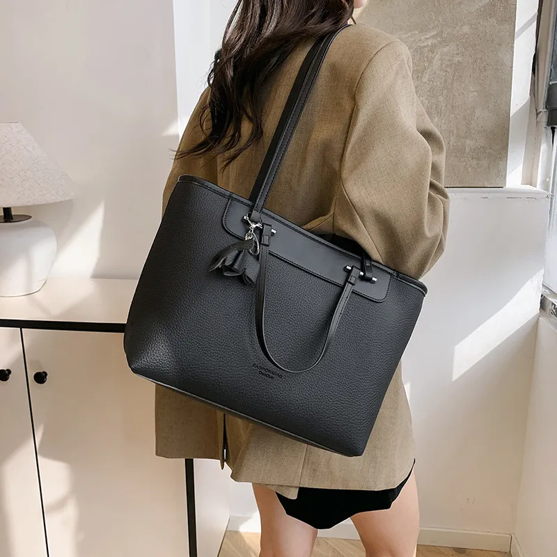 HACIN PU Shoulder Bag Regular Women's White/Black/Khaki/Brown-6