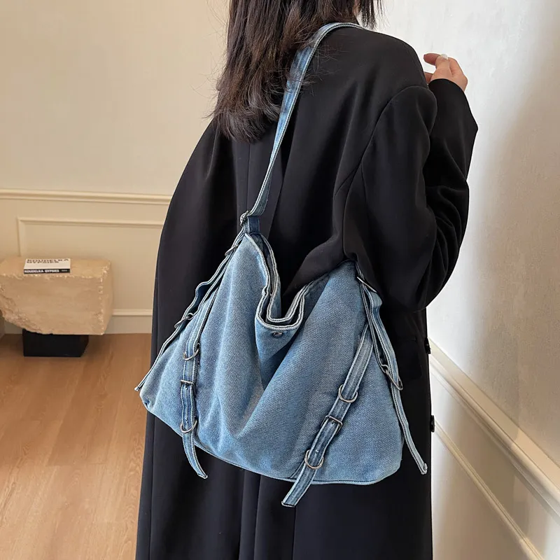 HACIN Denim Shoulder Bag Women's Black/Light Blue/Dark Blue-4