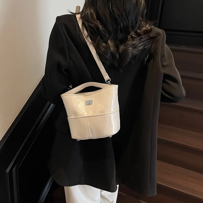 HACIN PU Bucket Bag, Shoulder Bag, Crossbody Bag, Handbag Women's Multicolor-8