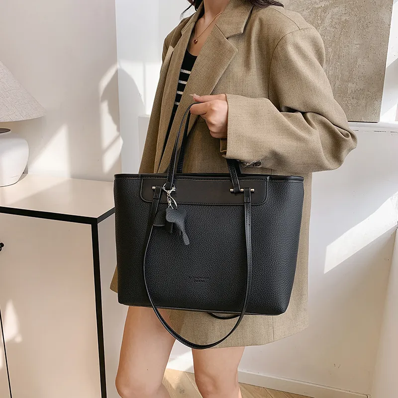 HACIN PU Shoulder Bag Regular Women's White/Black/Khaki/Brown-4