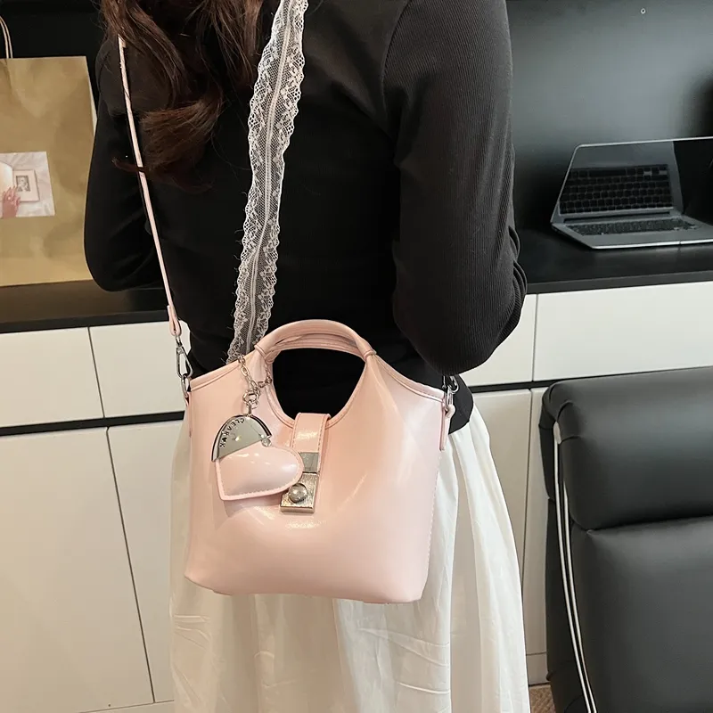 HACIN PU One Shoulder Handbag Women's White/Black/Yellow/Pink-26