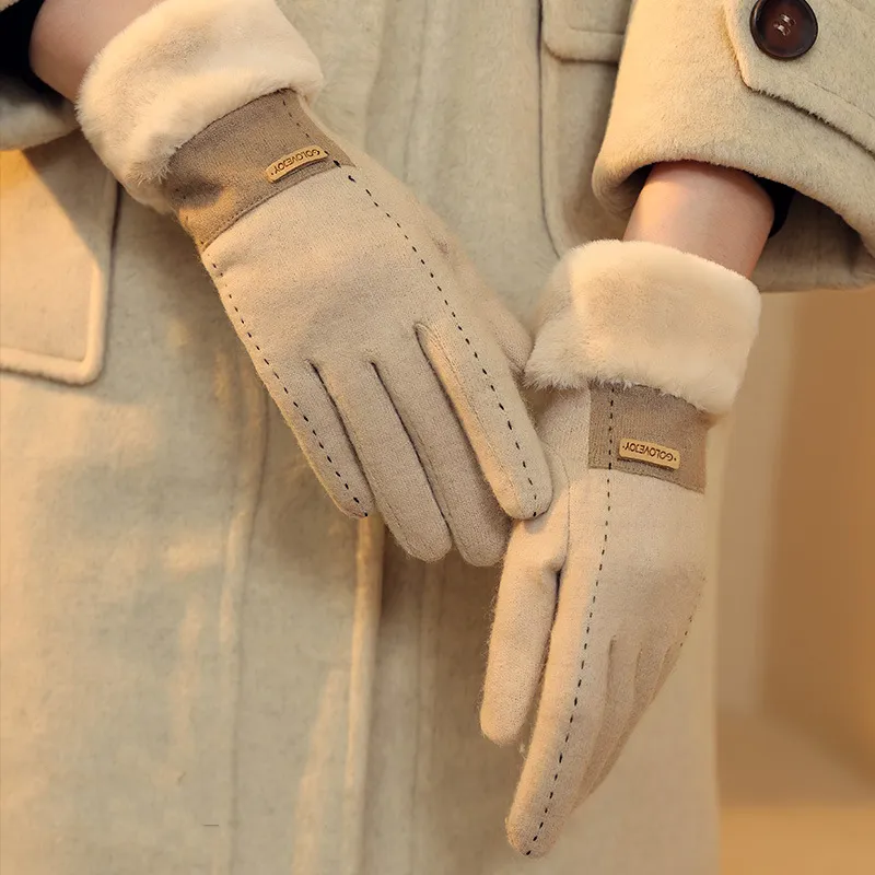 AAJF Knit Gloves Women's-4