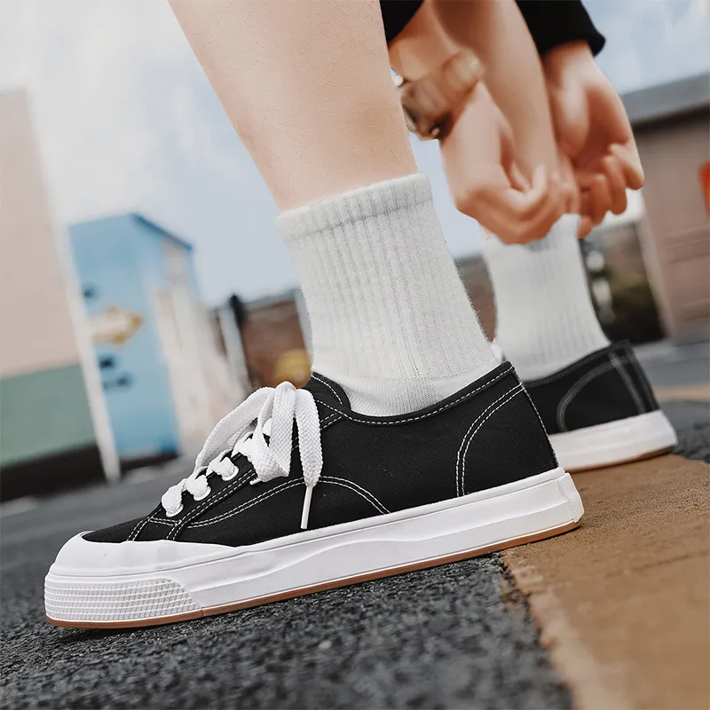 Warrior Slip Resistant And Breathable Low Top Canvas Shoes Unisex-5