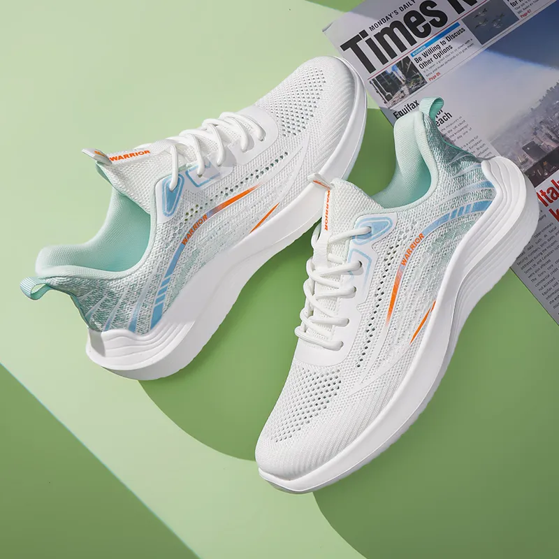 Warrior Low Top Running Shoes Men's White Green-4