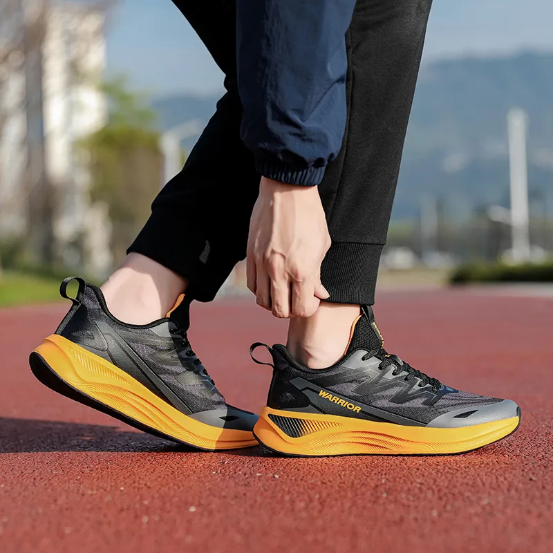 Warrior Lightweight Anti-Slip Sprint Running Shoes Men's-23