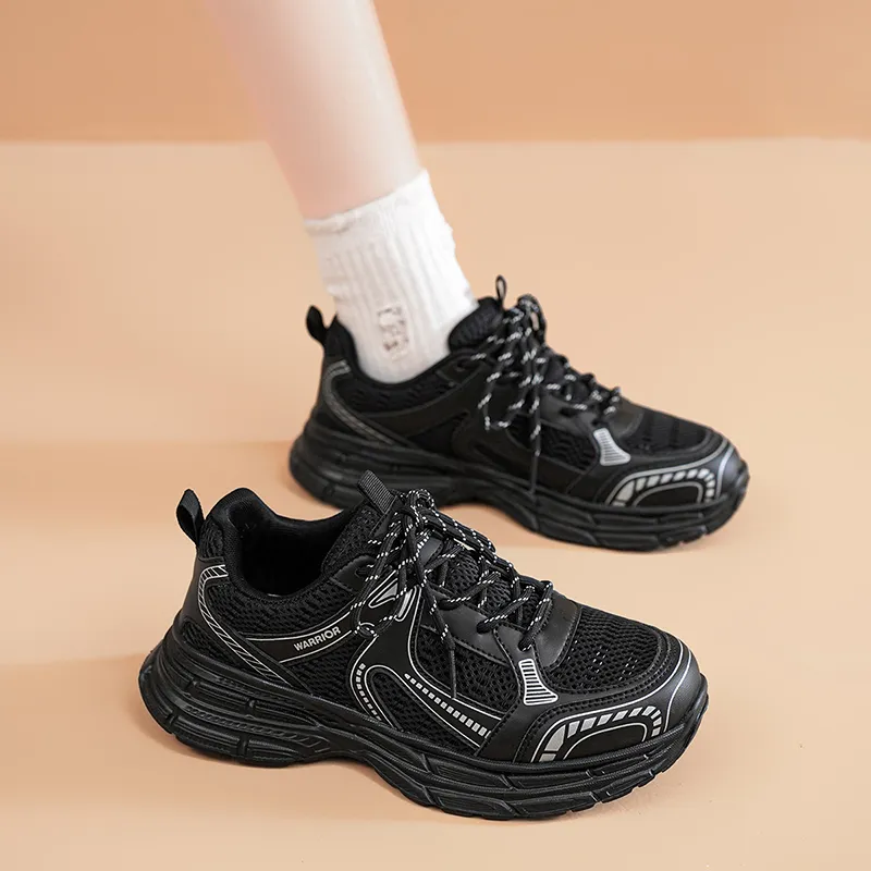 WARRIOR Chunky Sneakers Unisex Low Top Black-7