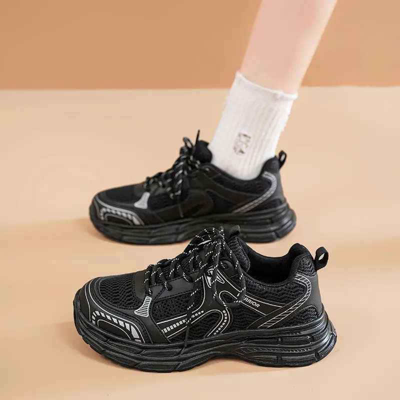 WARRIOR Chunky Sneakers Unisex Low Top Black-6