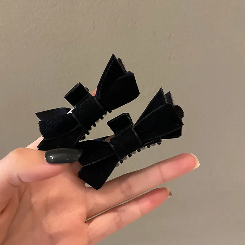 CARLHEIM Acrylic Hair Clips Women's-1