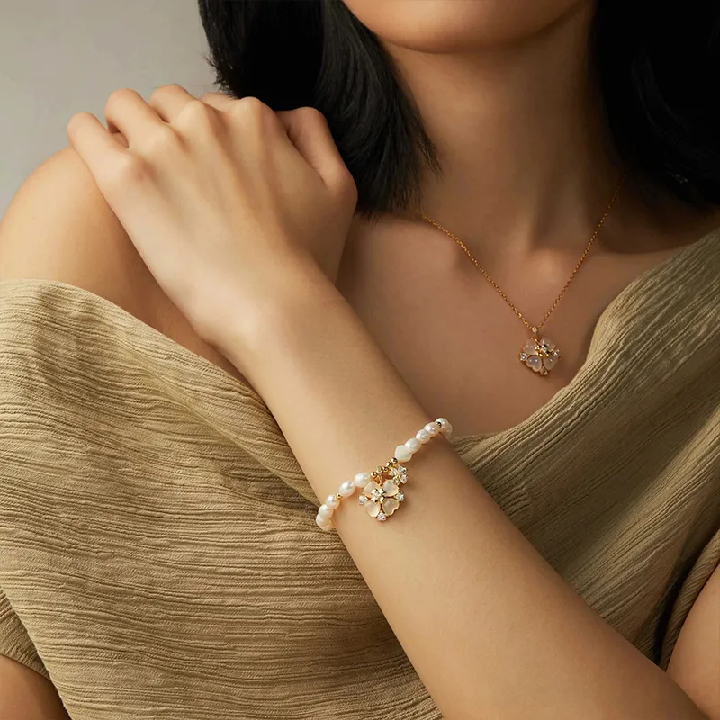 RiotLILY Pearl Daily Wear Commute Refined Elegant Beaded Bracelet Women's-2