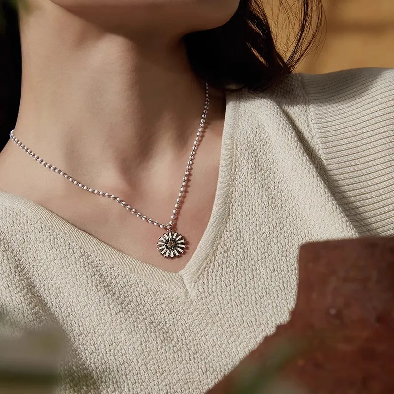 RiotLILY Imitation Enamel Necklaces Unisex-2