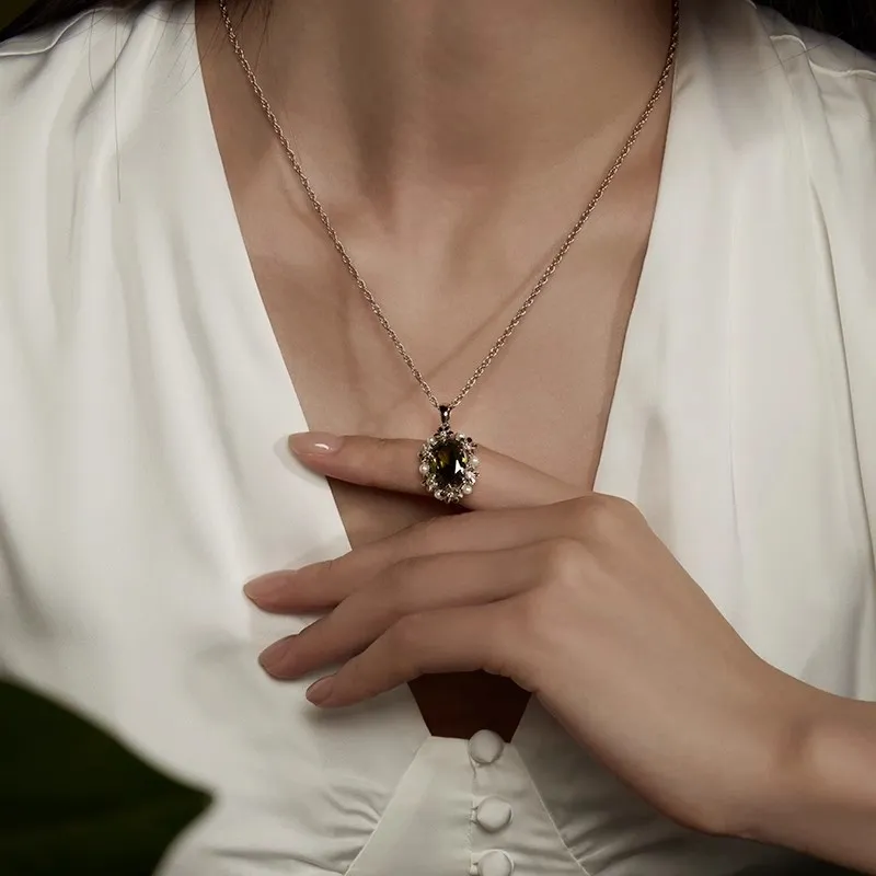 RiotLILY Alloy Necklaces Unisex-1