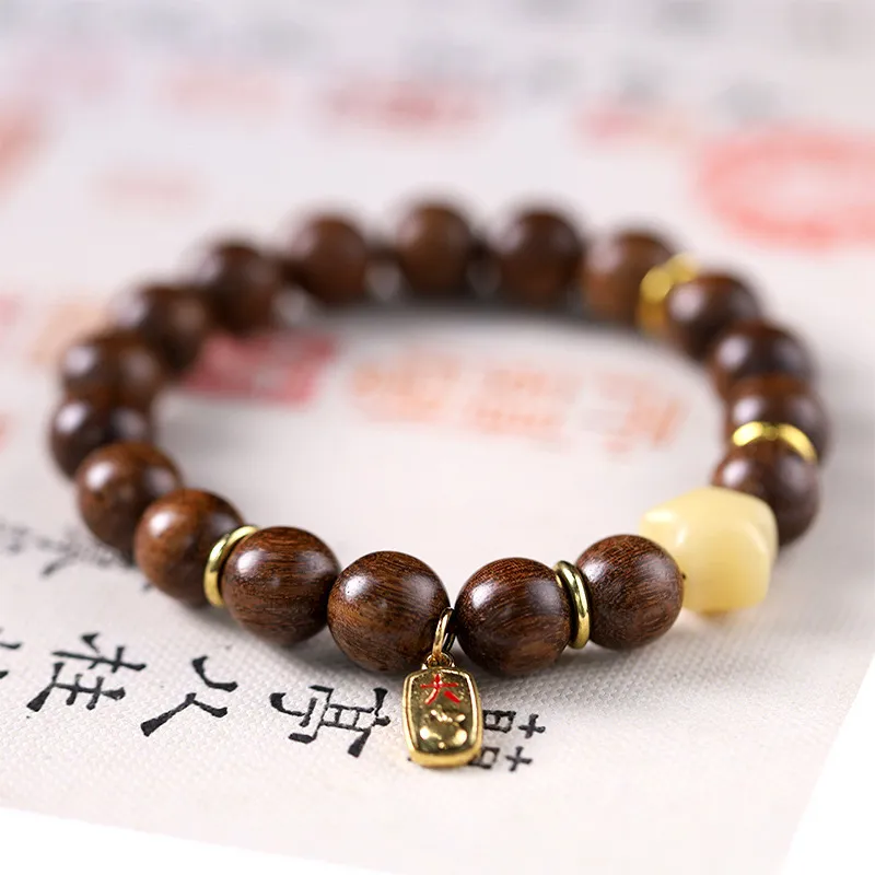 Is Here Green Sandalwood Bracelets Unisex-11