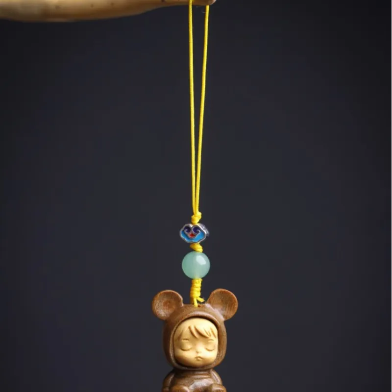 Is Here Green Sandalwood Pendants Unisex-4