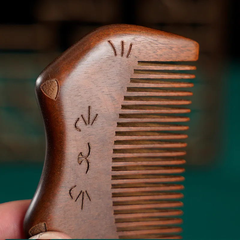 Is Here Golden Sandalwood Comb Unisex-2