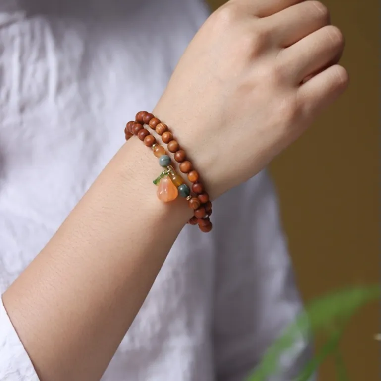 Is Here Thuja Wooden Bracelets Unisex-5