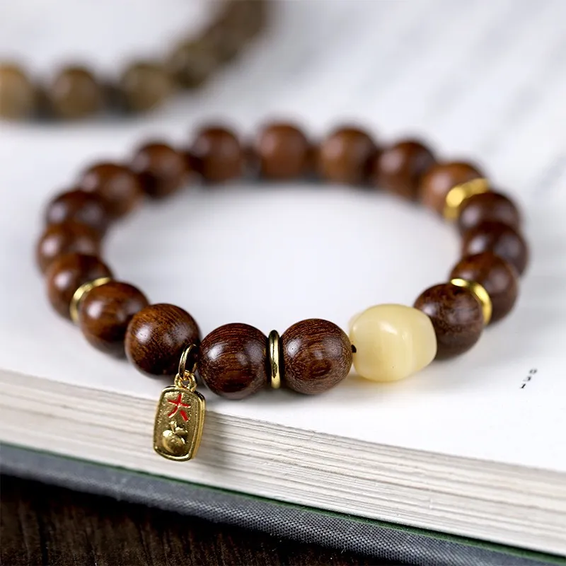 Is Here Green Sandalwood Bracelets Unisex-10