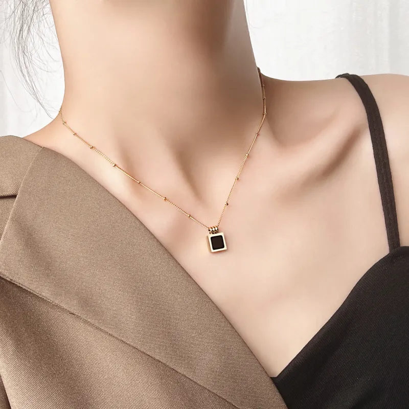 Leticia Ponti Agate Jade Necklaces Women's-1