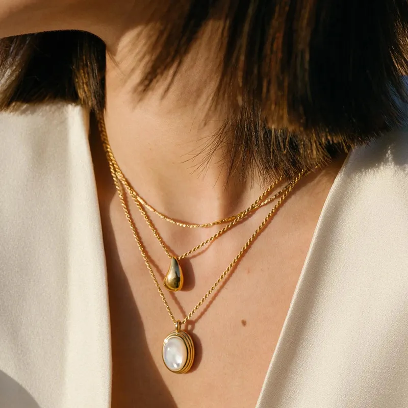 Leticia Ponti Brass White Mother Of Pearl Necklaces Women's-3