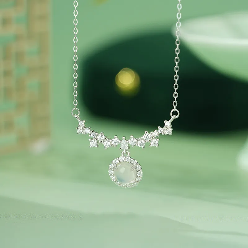 Strange Snow Natural Chalcedony Jade Necklaces Women's-1
