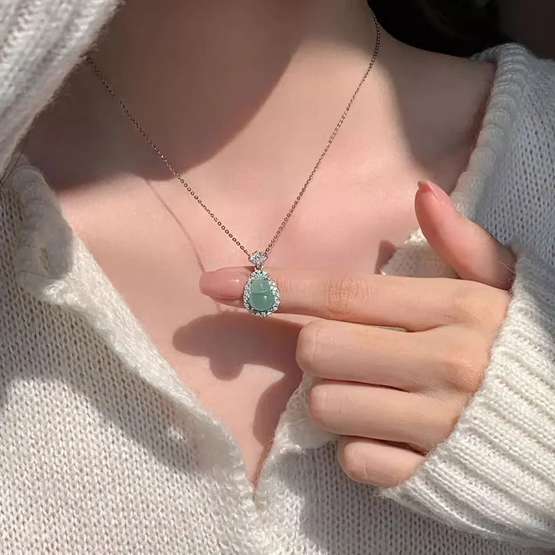 Strange Snow Ice Glutinous Jadeite Necklaces Unisex-5