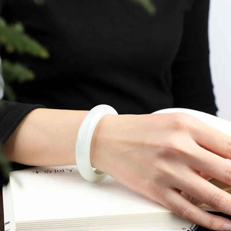 Strange Snow Ice Glutinous Jadeite Bangles Women's-2