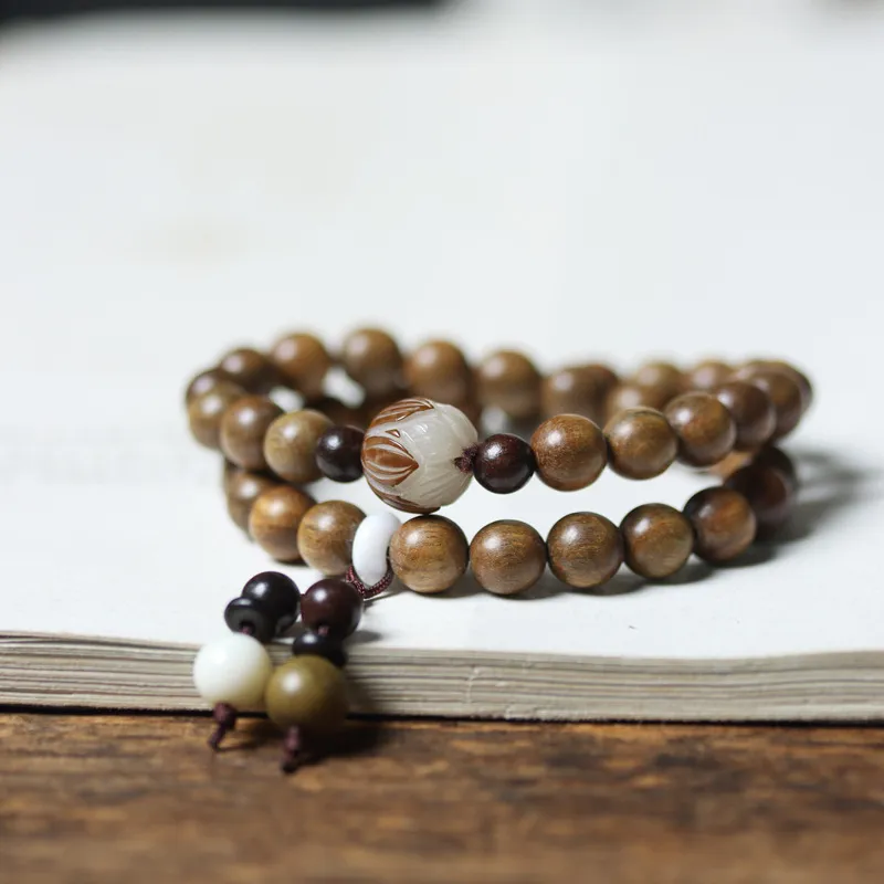 Strange Snow Green Sandalwood Wooden Bracelets Unisex-14