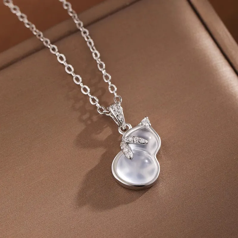 Strange Snow Natural Chalcedony Necklaces Women's-3