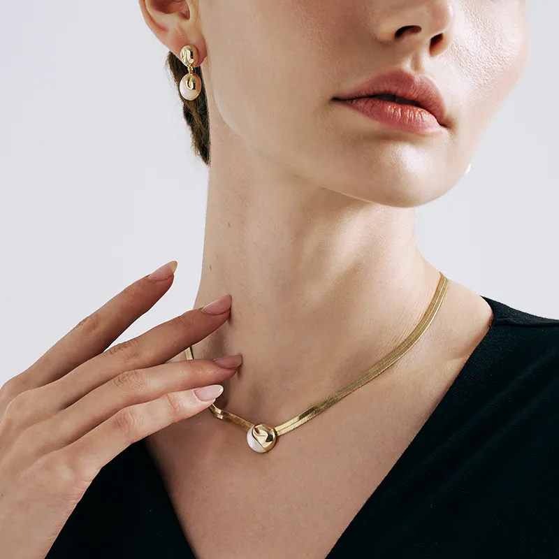 Amber Lollipop Mother Of Pearl Necklaces Women's-3