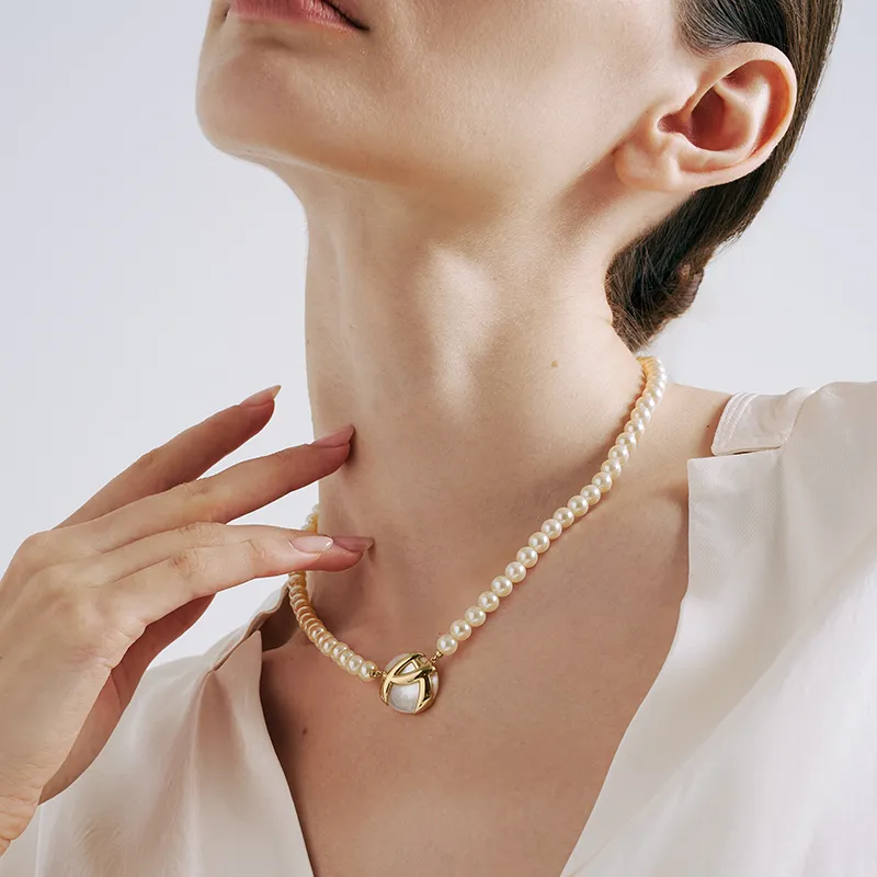 Amber Lollipop Shell Pearl Necklaces Women's-2