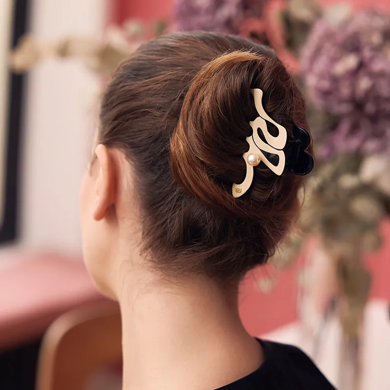 ALEXANDRE DE PARIS Love Beauty Medium Size Claw Clip Hair Accessories Headwear Women's-13
