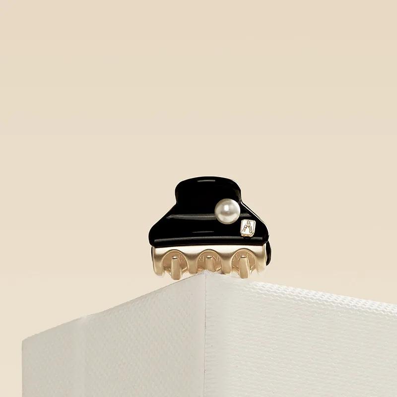 ALEXANDRE DE PARIS Partially In Love With Wandom Mini Claw Clip Hair Accessories Headwear Women's-2