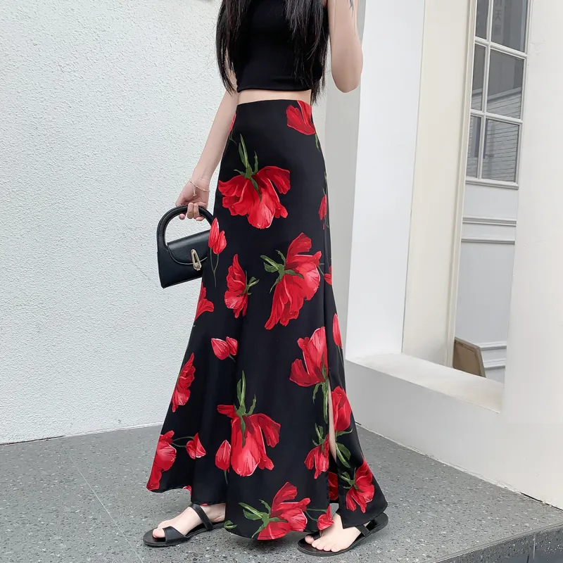 Wbwq Casual Long Skirts Women's Black Base Red Floral-1