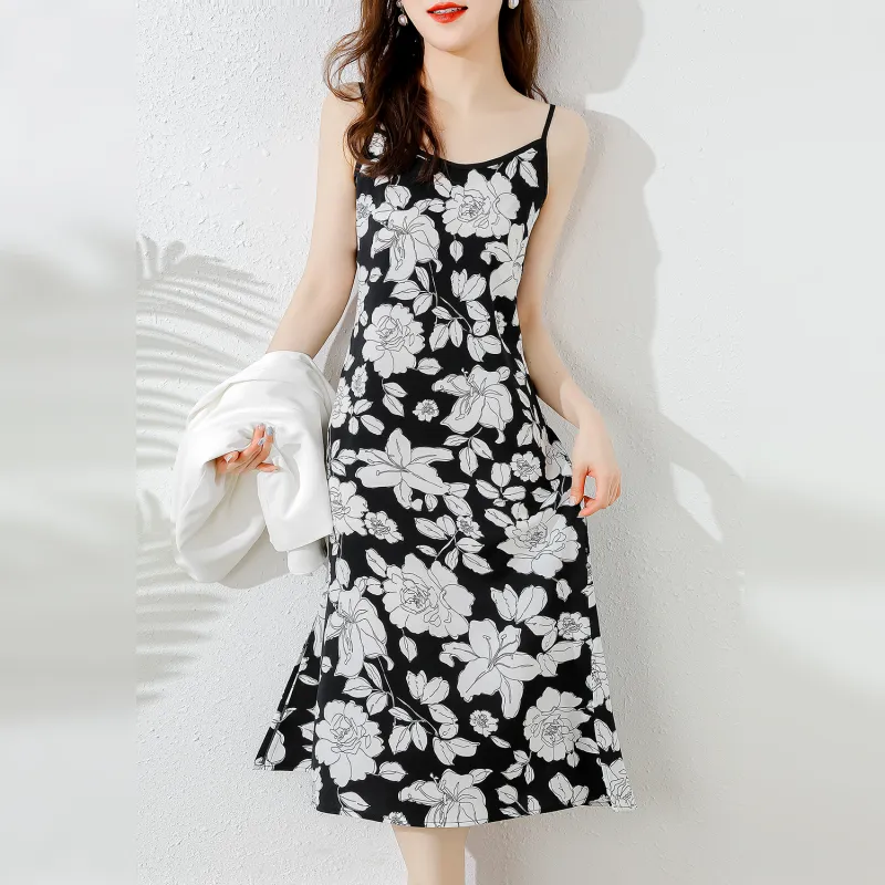 Wbwq Slip Dresses Women's Black And White Florals-1