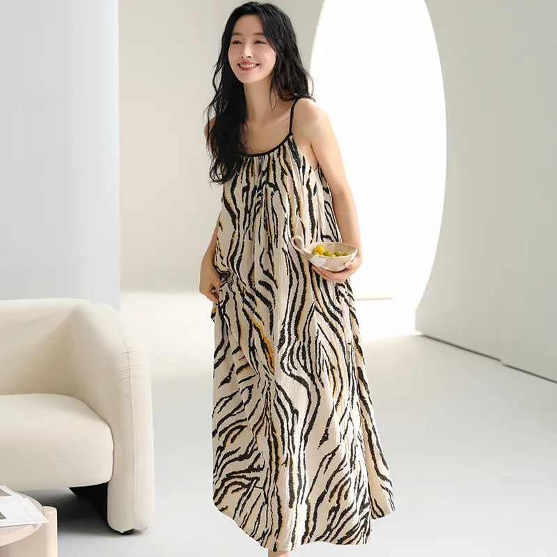 Lanza Nightgown Women's Image Color-6