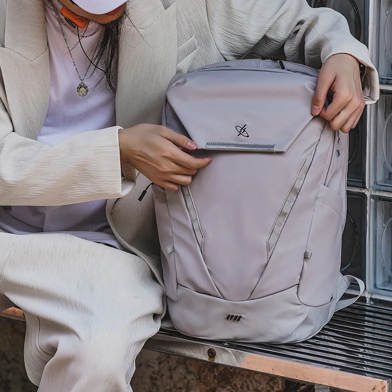 GYXX Membrana Dermalis Backpack Handbag Tubas Men's Flare Night Black/Frost Moon White-8