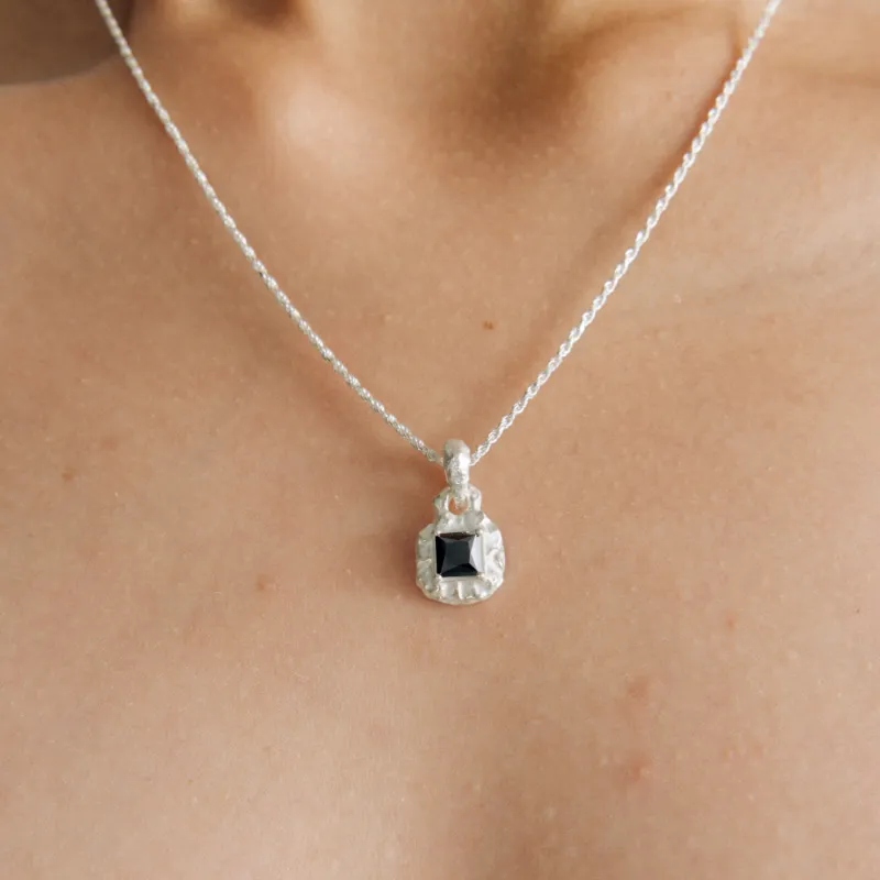 Empress 47 Concept 925 Sterling Silver Mountain Base Necklace Unisex-3