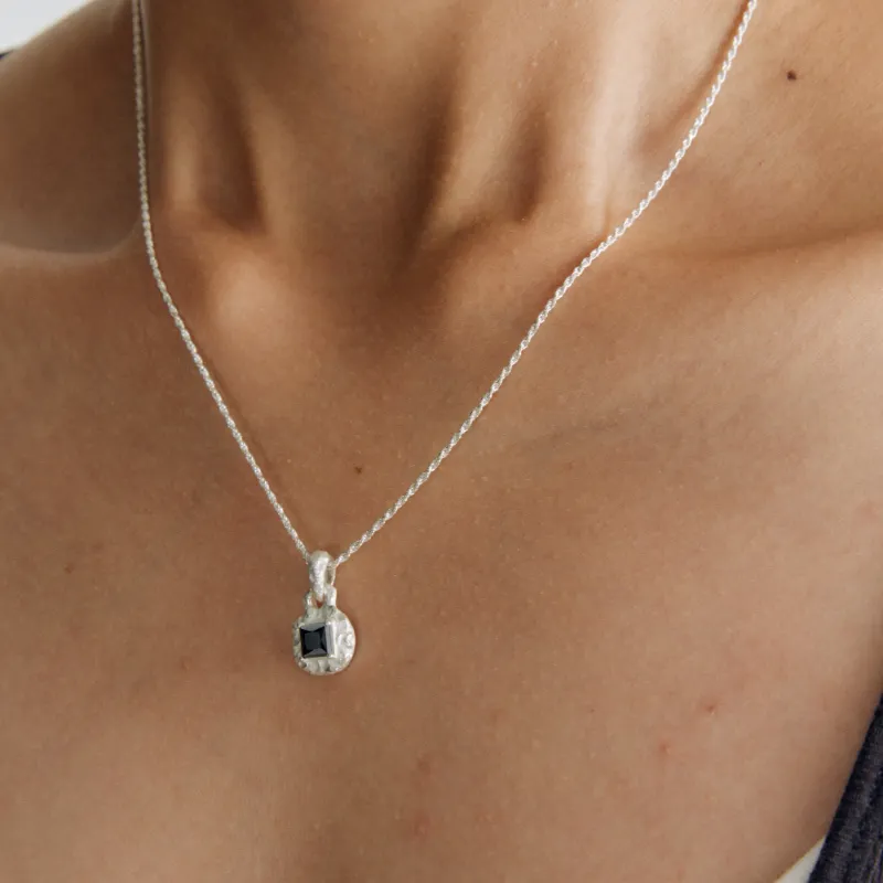 Empress 47 Concept 925 Sterling Silver Mountain Base Necklace Unisex-4