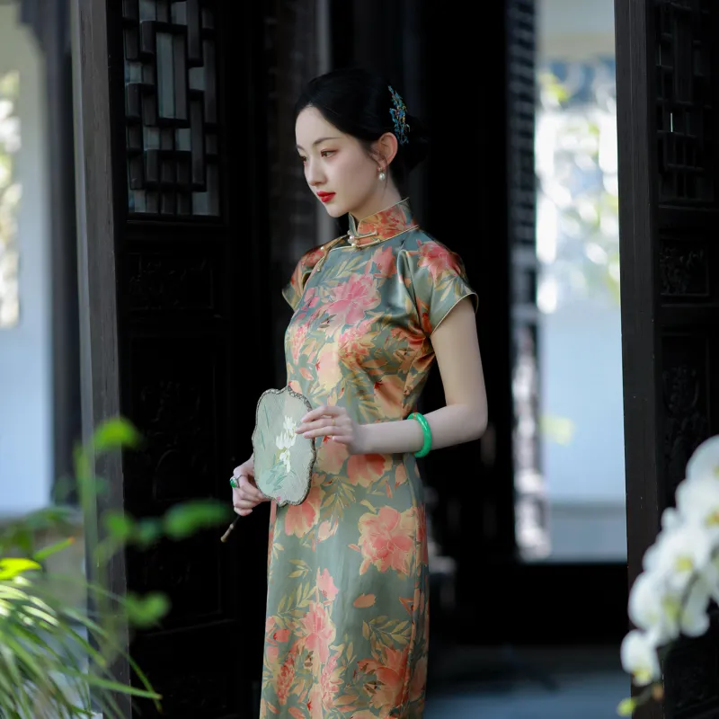 YICHENGFENGXU Cheongsam Women's Gray Green With Red Floral Accents Silk-5
