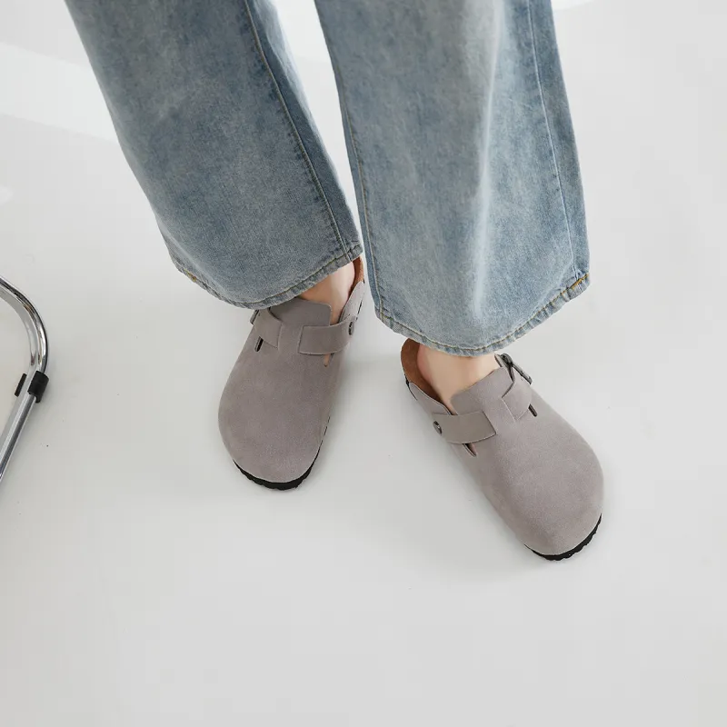 TASMAN AUS Closed Toe Slippers Unisex-30