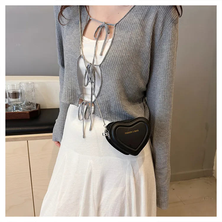 RIVMIND PU Heart Shaped Bag Shoulder Bag Regular Women's White/Silver/Rose Red/Green/Black-26